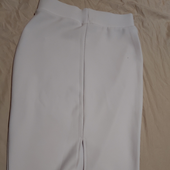 Skirt - Picture 2 of 4